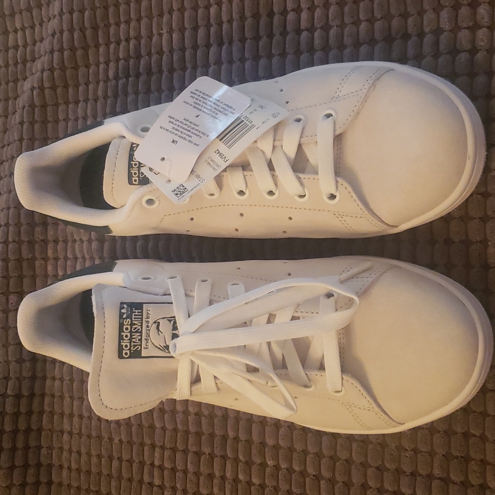 Mens  size 8.5 STAN SMITH ADIDAS